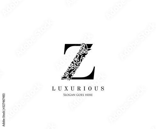 Vintage Z letter luxury beauty flourishes ornament monogram logo perfect for boutique, wedding invitation, restaurant,hotel.