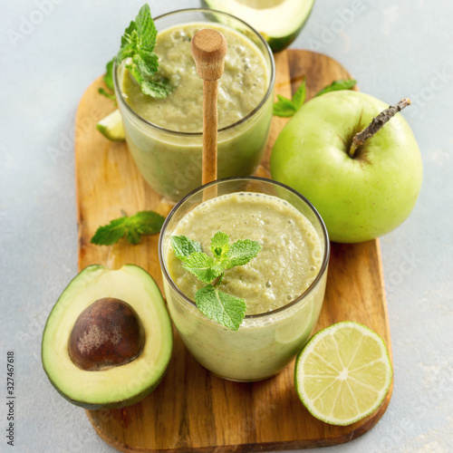 Breakfast green juice smoothie apple avocado table