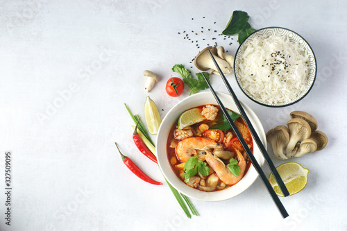 Obraz na plátně Tom Yam on a light background