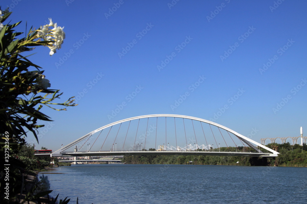 Fototapeta premium Barket bridge over the Guadalquivir river in Seville