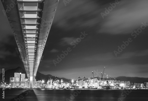 Cutterstone bridge and cargo port in Hong Kong © leeyiutung