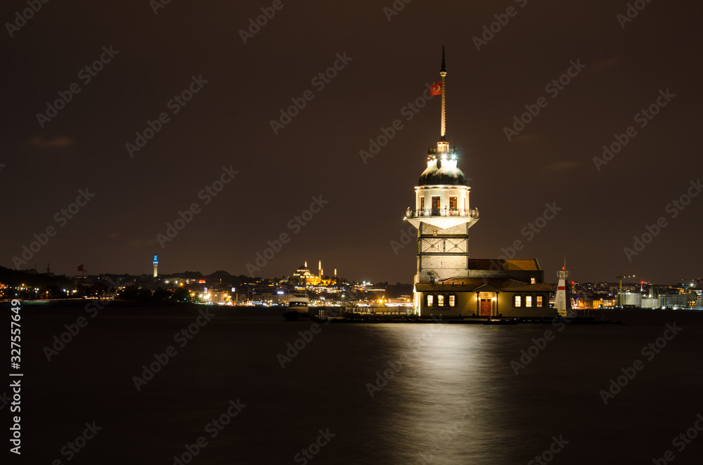 Maiden's Tower (Kızkulusi) on the Bosphorus in Istanbul, Turkey Maiden's Tower (Kızkulusi) on the Bosphorus in Istanbul, Turkey