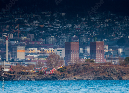 Widok na Oslo stolicę Norwegii z miasta Nesoddtangen photo