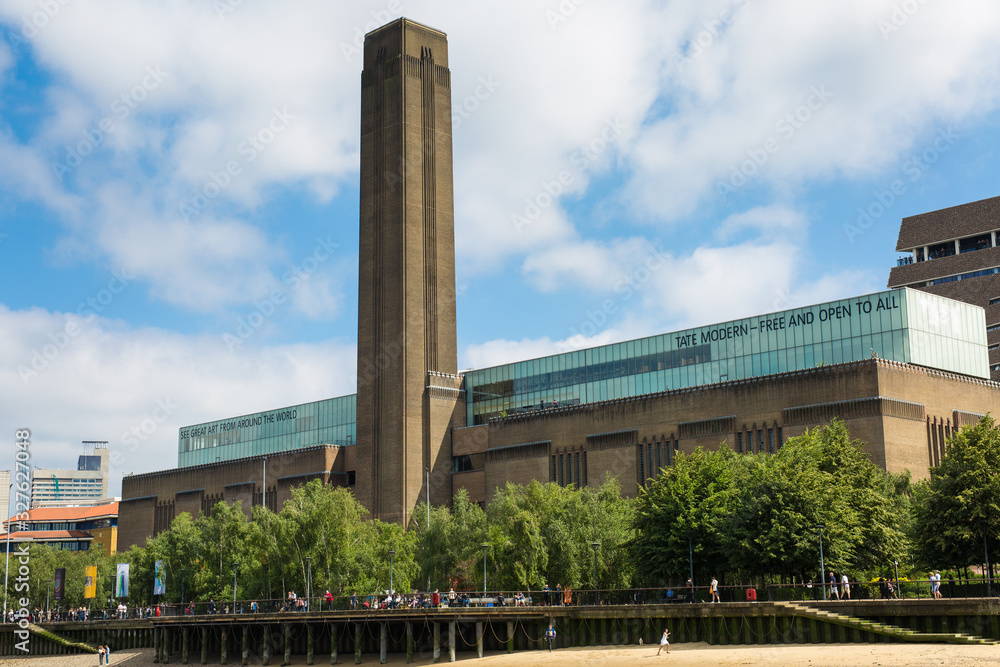 london-united-kingdom-june-2019-tate-modern-facade-modern-art