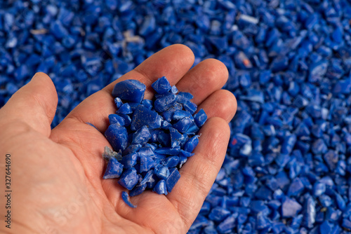 Wallpaper Mural Granelli di plastica riciclata blu Torontodigital.ca