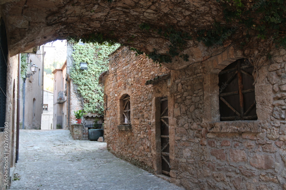 antiguas casas de pìedra en catalunya antiguas casas de pìedra en catalunya