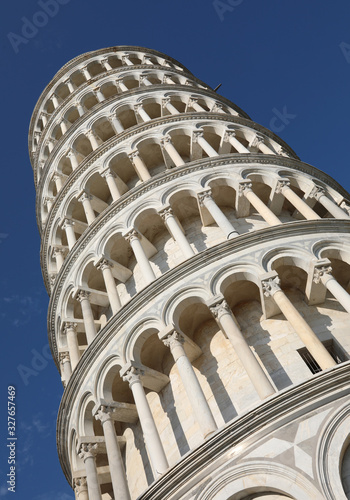 Obraz na plátne Leaning tower of Pisa in Italy