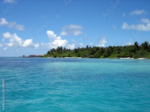 landscape ocean and blue sky, tropical paradise © Olga