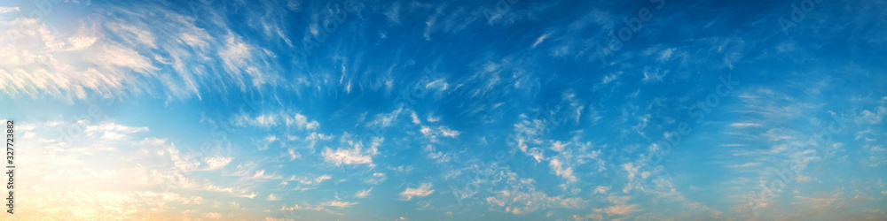 Obraz premium Panorama of Dramatic vibrant color with beautiful cloud of sunrise and sunset. Panoramic image.
