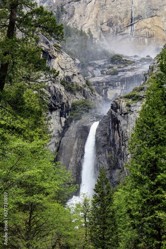 yosemite waterfall
