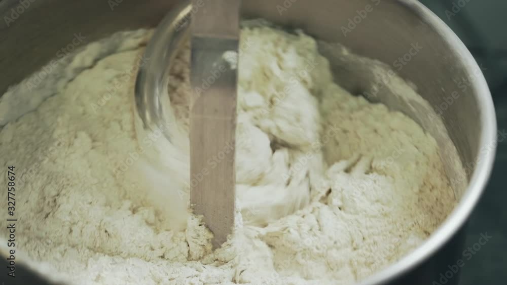 machine that mixes rye bread dough machine that mixes rye bread dough