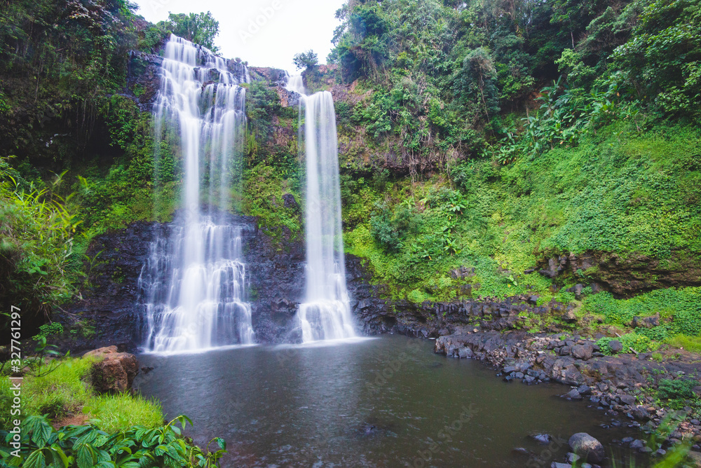 Fototapeta premium Tad Yeung waterfall