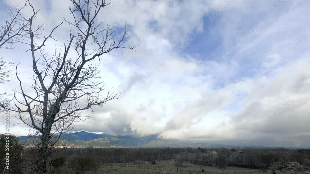 Time lapse of the northwestern highlands of Madrid, gradually covering the clouds, 4k Time lapse of the northwestern highlands of Madrid, gradually covering the clouds, 4k