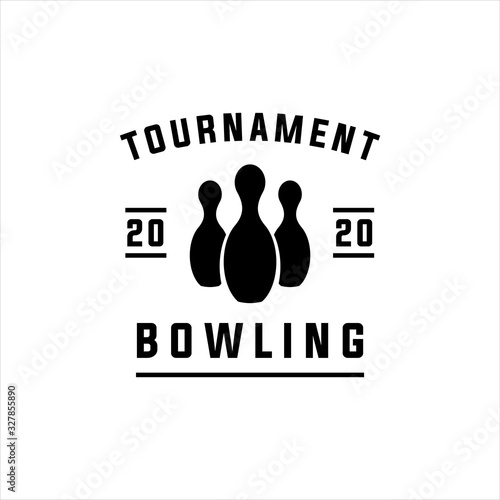 Bowling vector logotype, emblem and badge. Club gaming play, skittle and strike illustration. Template for bowling club, tournament, champion, challenge, Bowling vintage logo. 