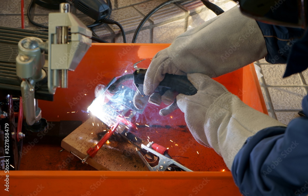 Dazzling light of welding work Dazzling light of welding work