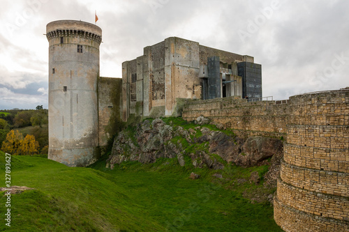 Фотография Falaise Castle (Chateau) dungeons, Falaise, Calvados, Normandy, France