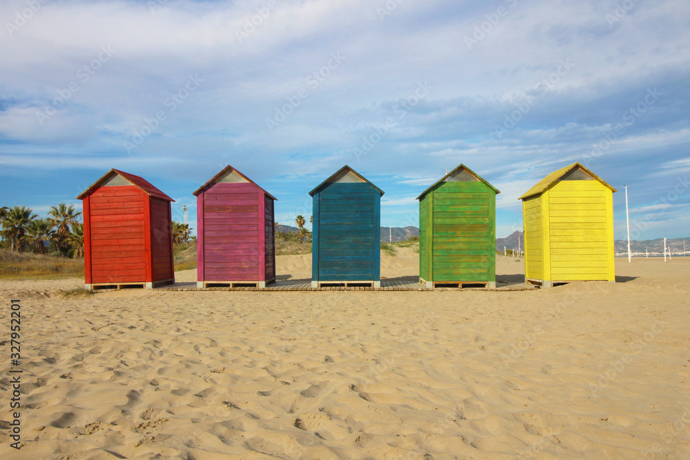 Casetas de colores en la playa Casetas de colores en la playa