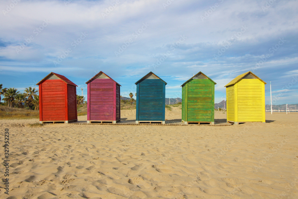 Casetas de colores en la playa Casetas de colores en la playa