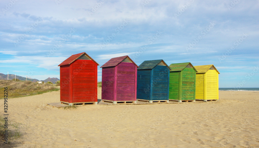 Casetas de colores en la playa Casetas de colores en la playa