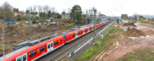 Eine S-Bahn-Station am Stadtrand von Frankfurt photo