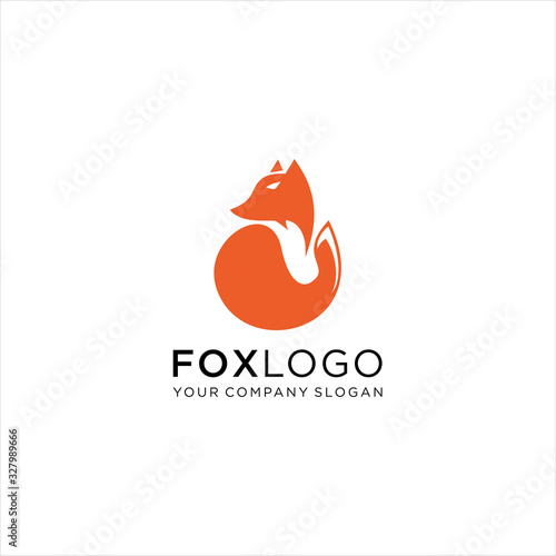 Fox Logo design vector template. Creative Wild Animal Logotype concept icon, creative fox Animal Modern Simple Design Concept logo 