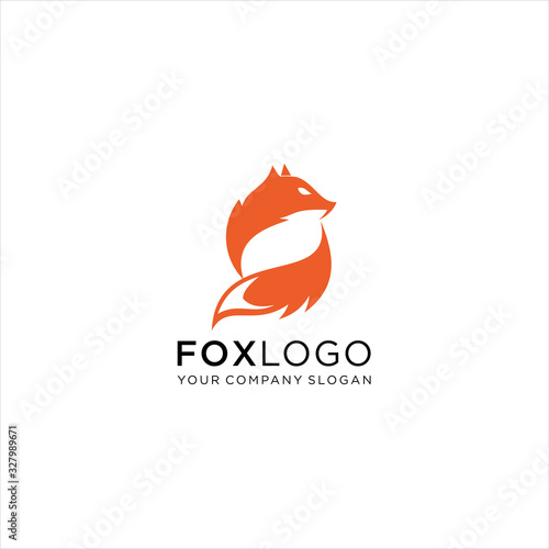 Fox Logo design vector template. Creative Wild Animal Logotype concept icon, creative fox Animal Modern Simple Design Concept logo 