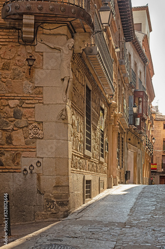 Medieval cobbled street in the city of Toledo. Spain