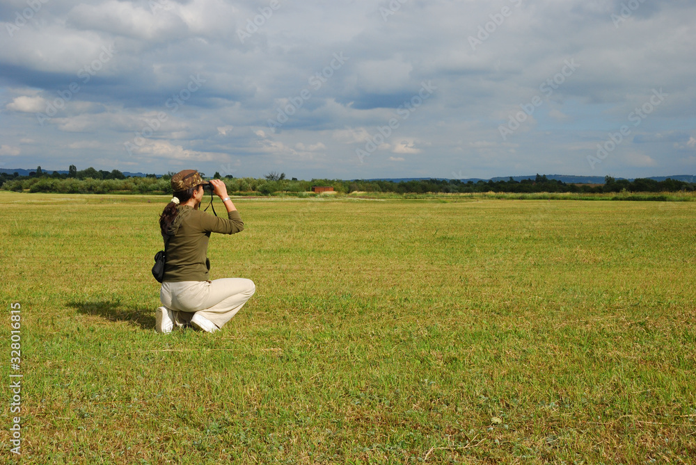 Naklejka premium Bird watching near hide on nature reserve