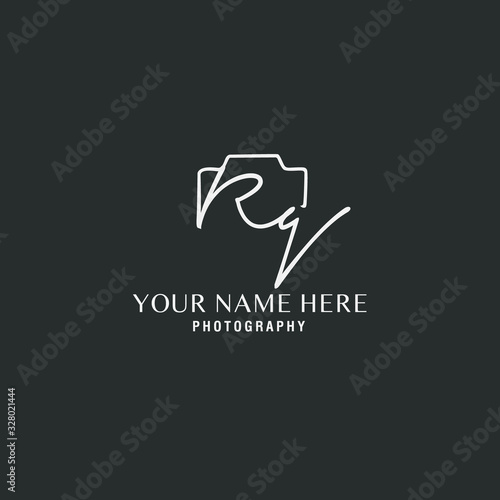 Rq Initial Signature Photography Logo