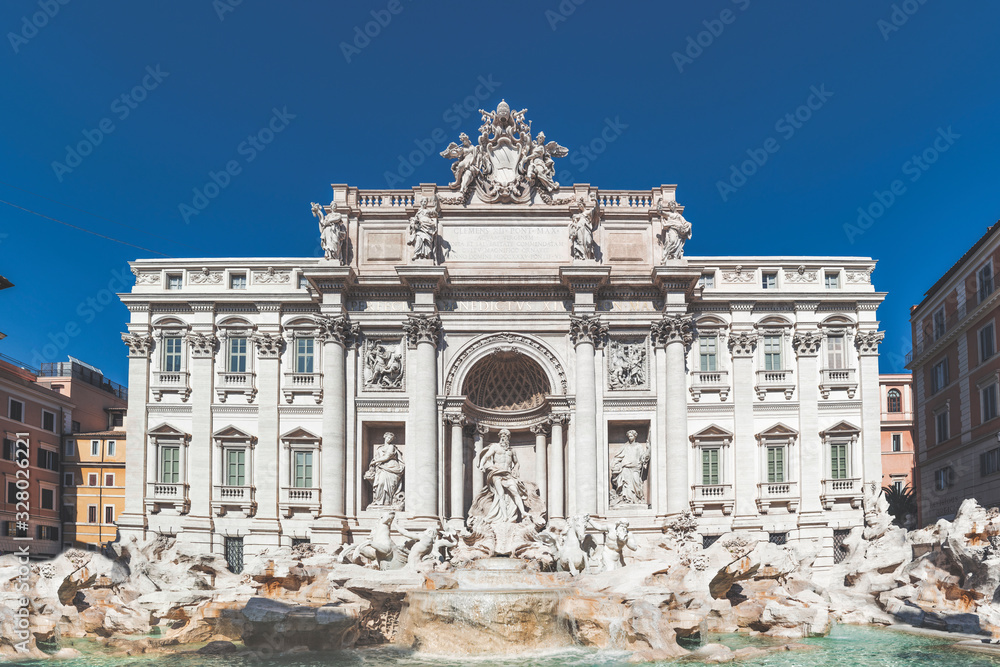 Fototapeta premium la espectacular fontana de Trevi en la ciudad de Roma