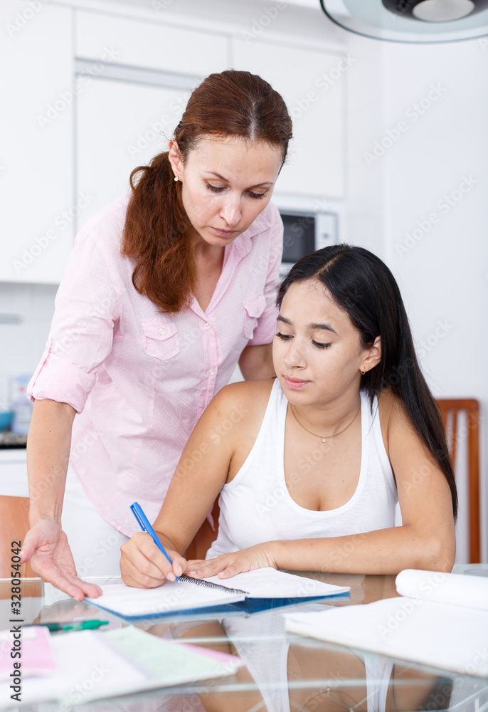 mother unhappy with her daughter