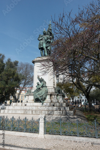 фотографія statue to General Marques de Sa da Bandeira located in Lisbon
