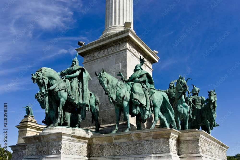 Obraz premium heroes' square budapest