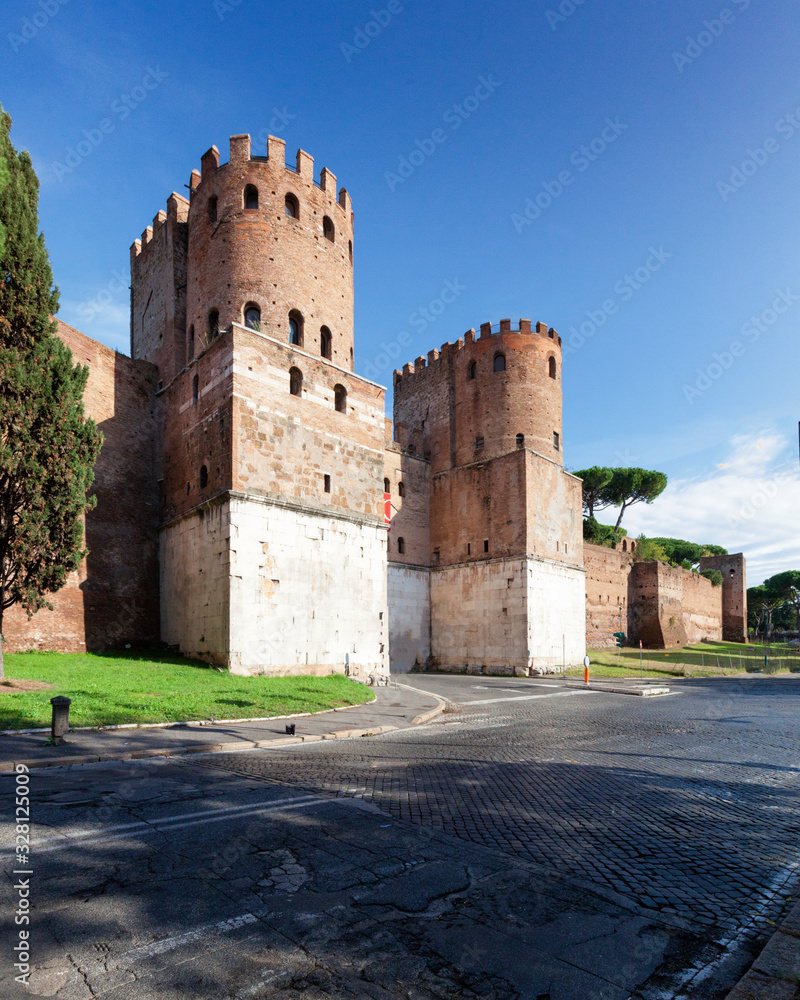 Roma  Porta San Sebastiano sulle Mura Aureliane