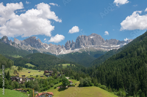 South Tyrol landscape © Ronin