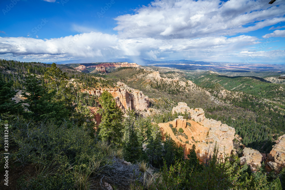 piracy point in bryce canyon national park in utah in the usa piracy point in bryce canyon national park in utah in the usa