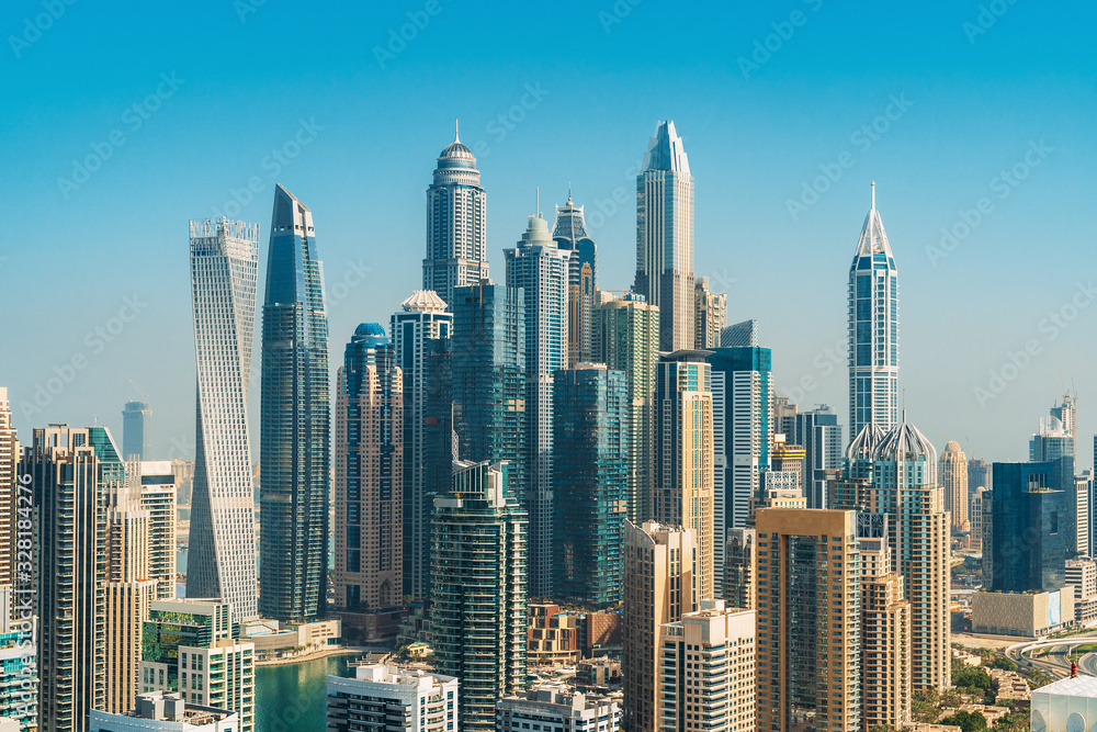 Fototapeta premium Modern buildings in Dubai Marina, Dubai city skyline with skyscrapers, UAE.