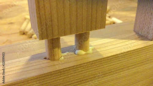 Gluing Dowel Joints & Quick Easy Cleaning of Wood