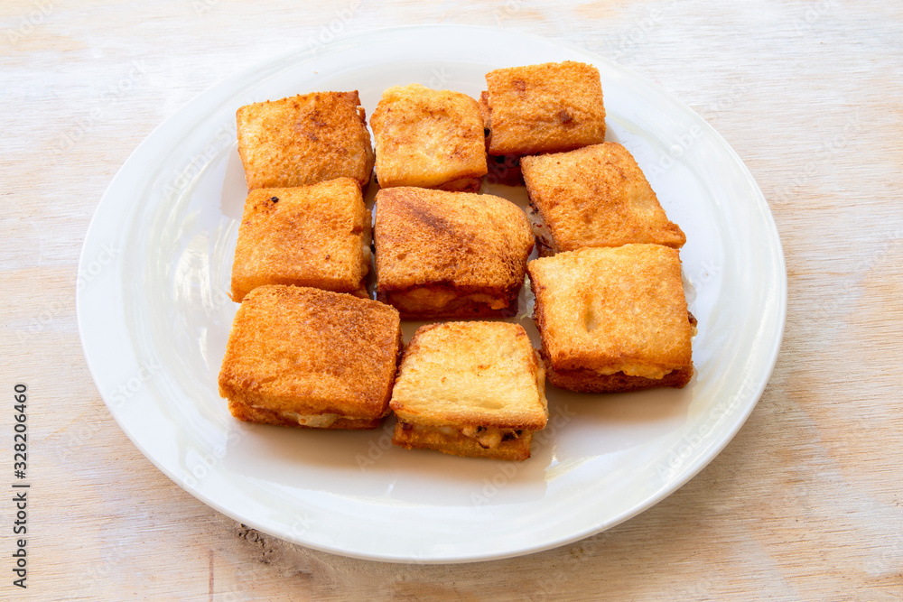 Crispy Chinese Shrimp Toast Crispy Chinese Shrimp Toast