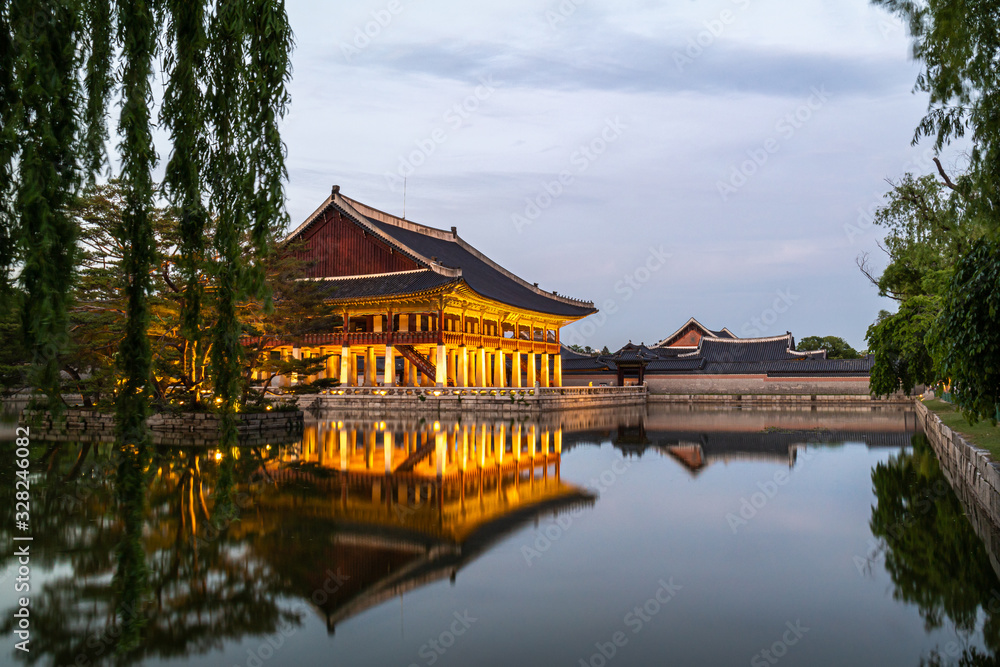 The sunset view of Gyeonghoeru, located in Gyeongbokgung Palace in Seoul, South Korea