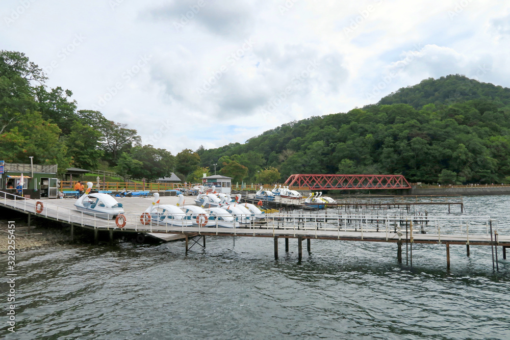 Fototapeta premium 支笏湖 ボート乗り場
