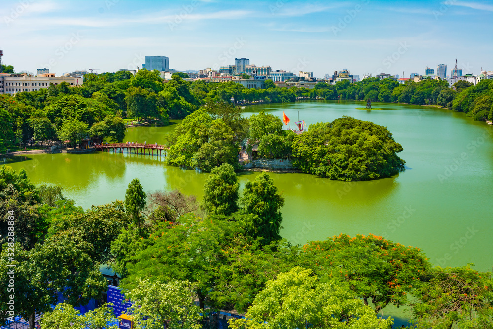 Φωτογραφία Hanoi, Vietnam - 22nd June 2019: Morning Sunlight Bridge and Temple of the Jade