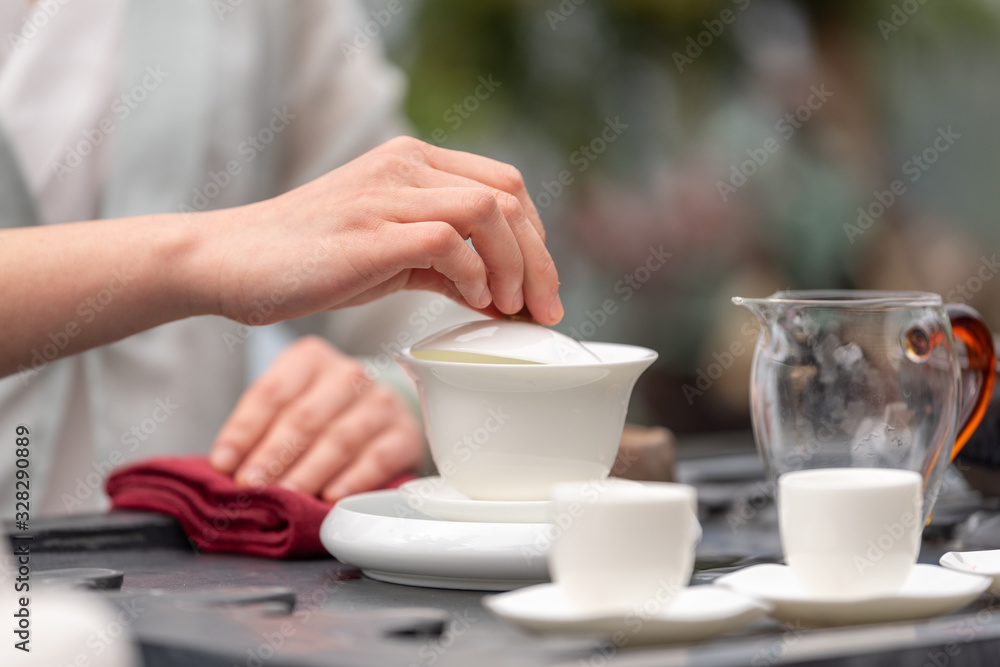 The performing form of Chinese tea(Kung Fu Tea) The performing form of Chinese tea(Kung Fu Tea)