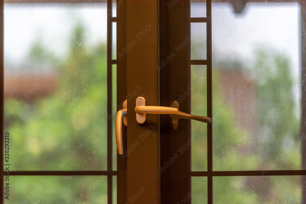 The ancient and artistic window of Chinese tradition The ancient and artistic window of Chinese tradition