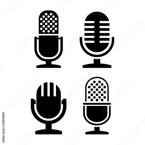 Vintage radio microphone vector icon