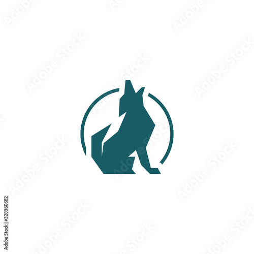 Wolf Logo Template. Vector Illustrator.