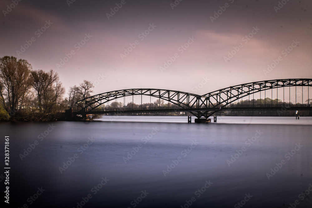 Obraz premium Berlin Bridge #2
