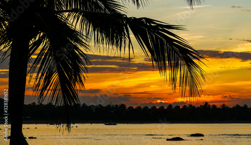 Sunset over the lovely Passikudah beach on the eat coast of Sri Lanka