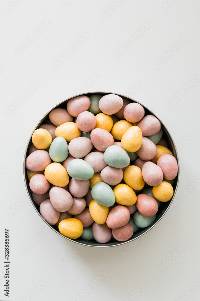 Mini Candy Covered Chocolate Eggs Mini Candy Covered Chocolate Eggs