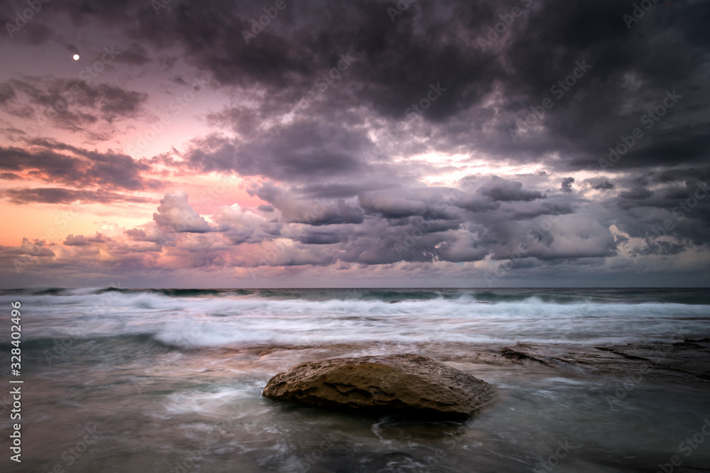 Tamarama Beach at sunset, Sydney Australia Tamarama Beach at sunset, Sydney Australia
